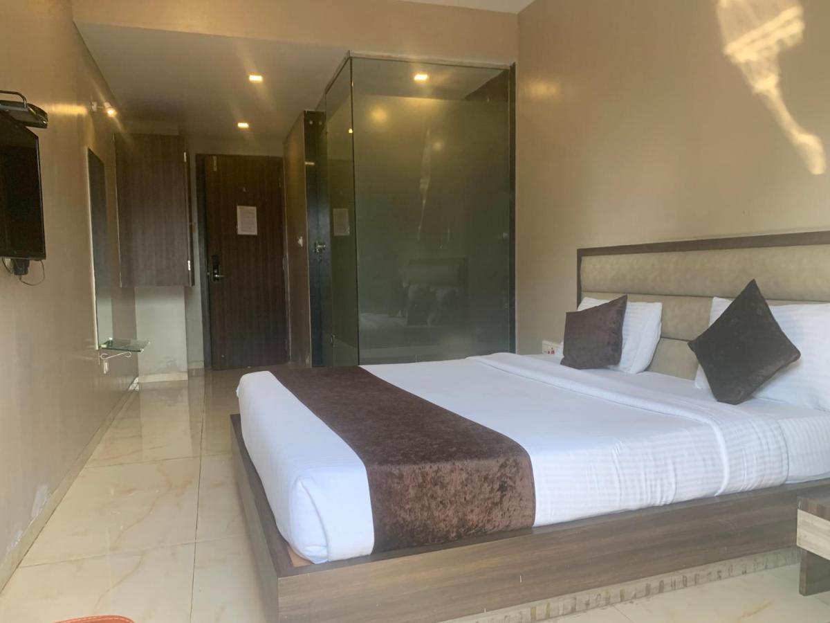 Hotel Merakee - Near Dahisar Mira Road Mumbai Esterno foto