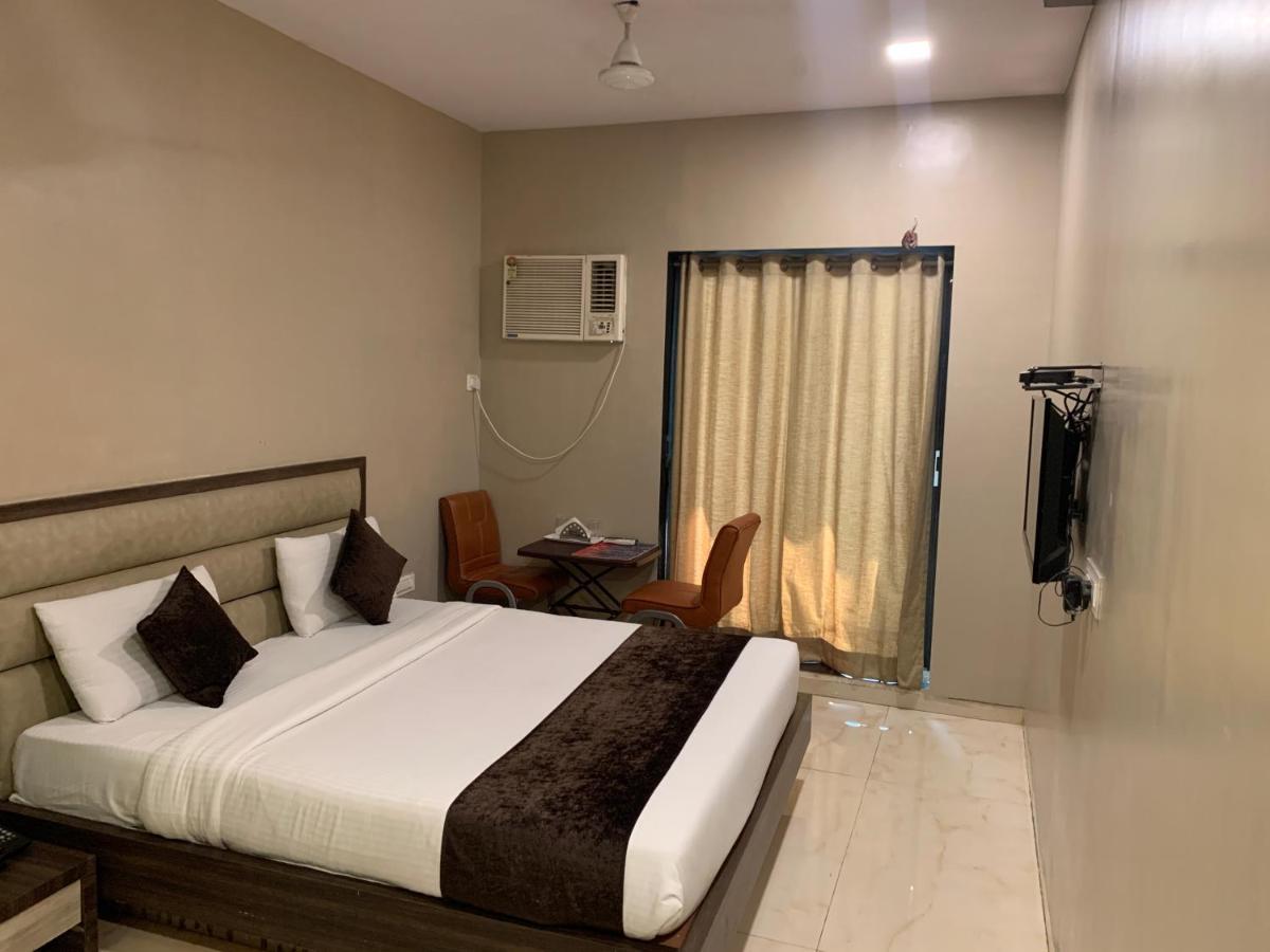 Hotel Merakee - Near Dahisar Mira Road Mumbai Esterno foto
